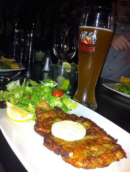 Browns Restaurant - Schnitzel
