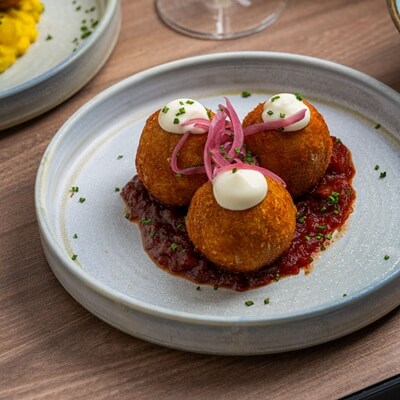 Vegetarian Restaurants In Manchester - Lock 84 At The Reach Manchester