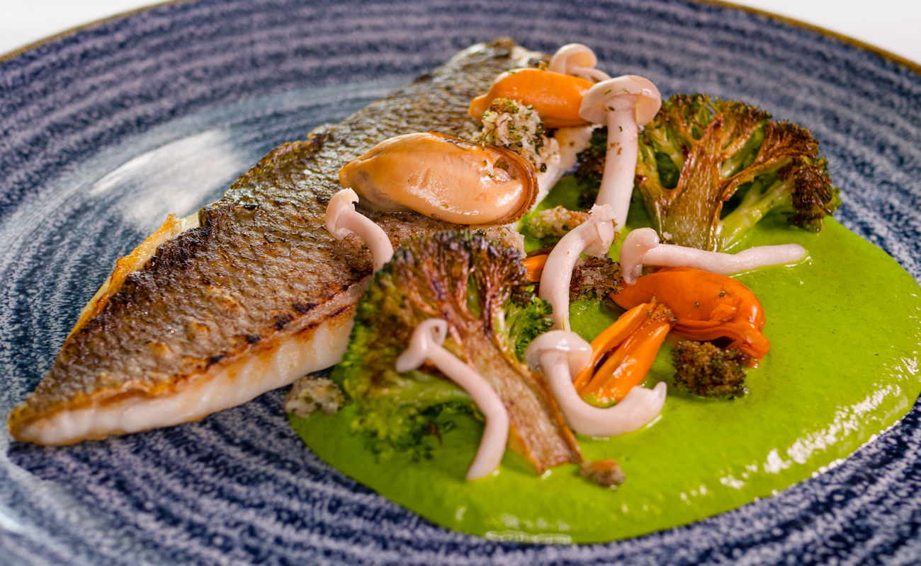 River Restaurant & Bar ~ The Lowry Hotel